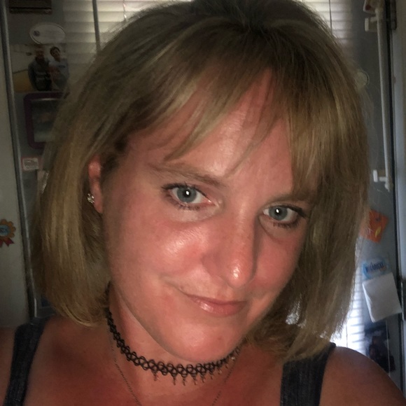 Meet your Posher, Jennifer - Picture 14 of 15